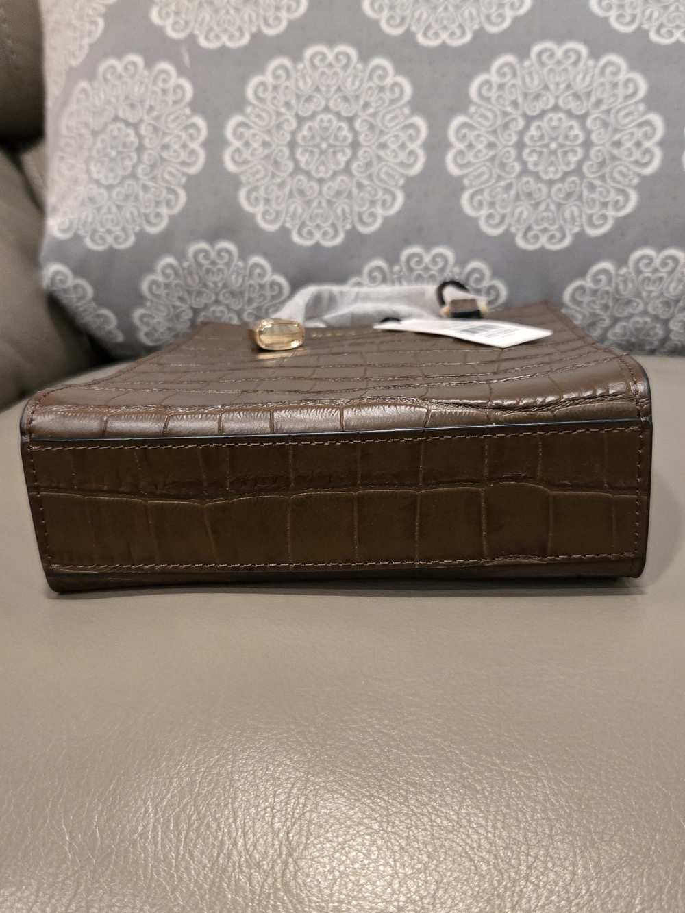 Marc Jacobs Dark Brown Croc-Embossed Leather Tote With Crossbody Strap - Picture 7 of 9